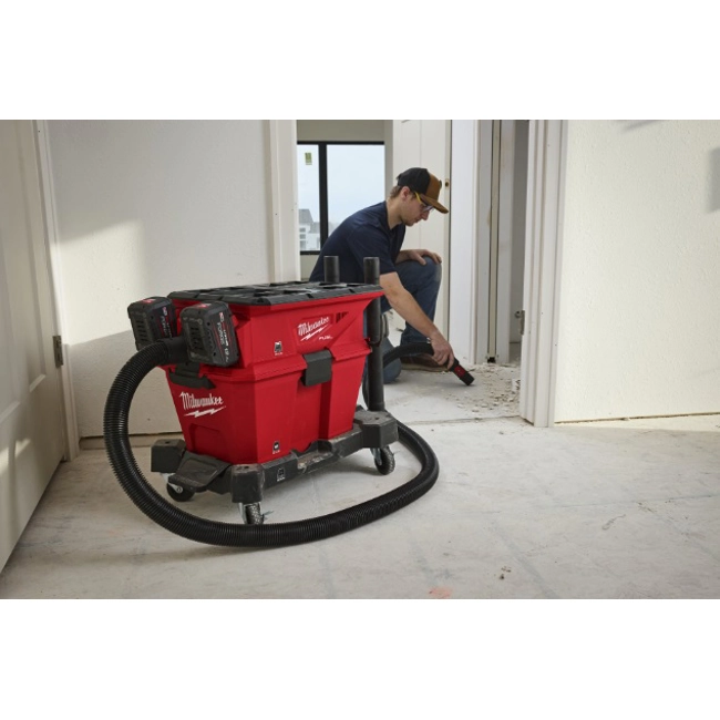 Vendita online Aspiratore solidi/liquidi clas. L M18 FUEL™ Nexus 18V doppia batt. solo corpo macchina